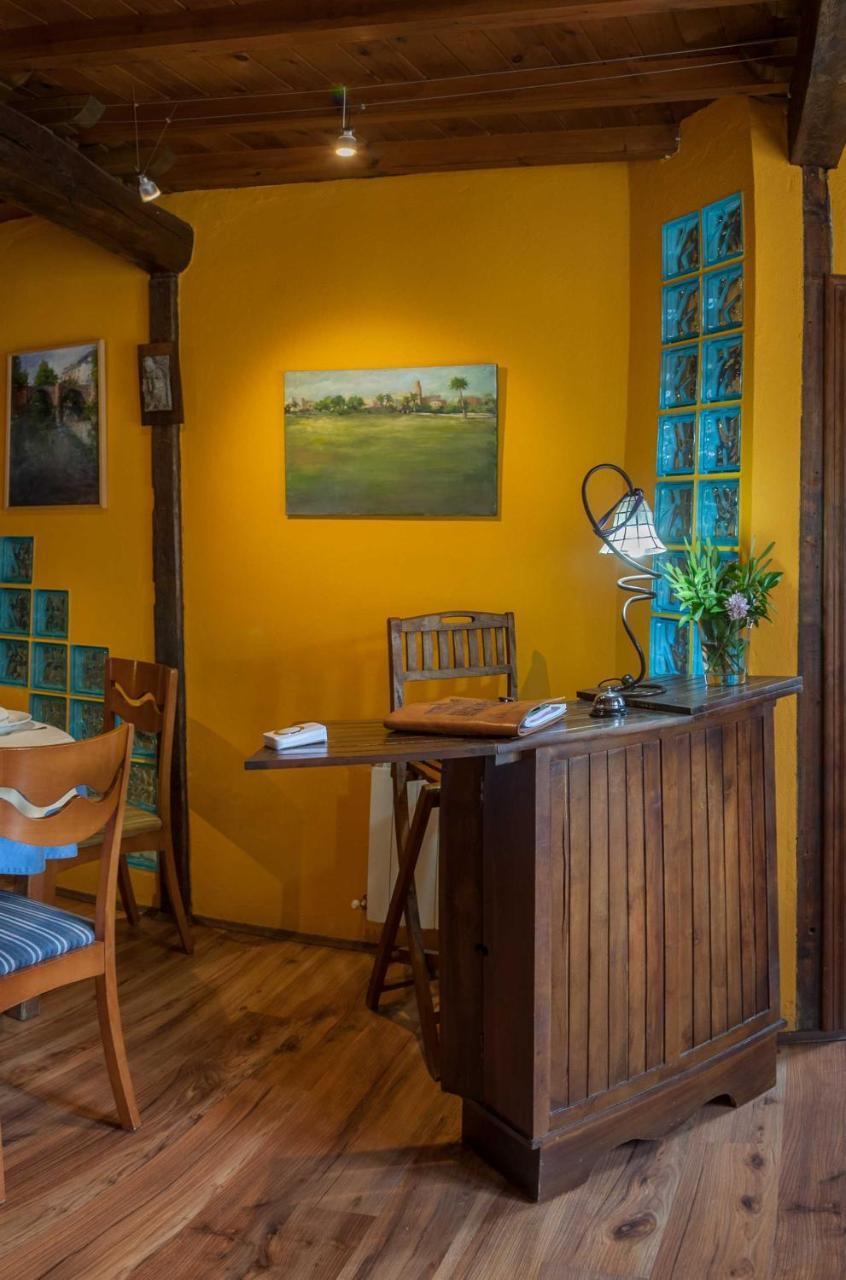 Micro-Hostal La Puerta Del Perdon فيلافرانكا ديل بيرزو المظهر الخارجي الصورة