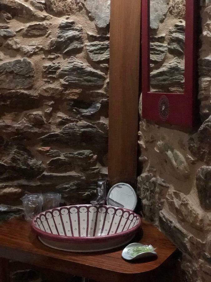 Micro-Hostal La Puerta Del Perdon فيلافرانكا ديل بيرزو المظهر الخارجي الصورة